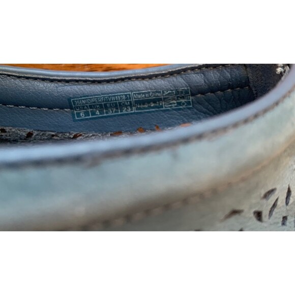 Vionic Midi Perf Slip On Shoes - Picture 10 of 11